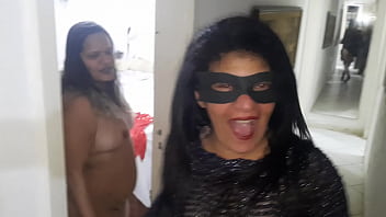 Festa Halloween Na Casa Da Luz Vermelha! Paty Bumbum - Taissa Winkler - Fada Mel - Leo Fernandezxxx - El Toro De Oro free video