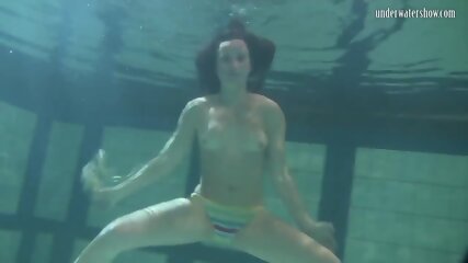 Barbara Chehova Horny Underwater Swimming Teenie free video