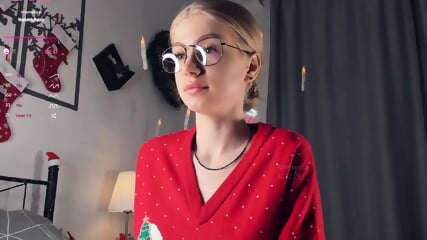 Lv Recrd Of Cmgirl Reaching Her Tips Goal - 12/30/2023 free video